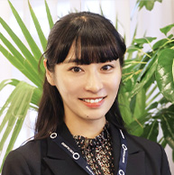 久米 彩花